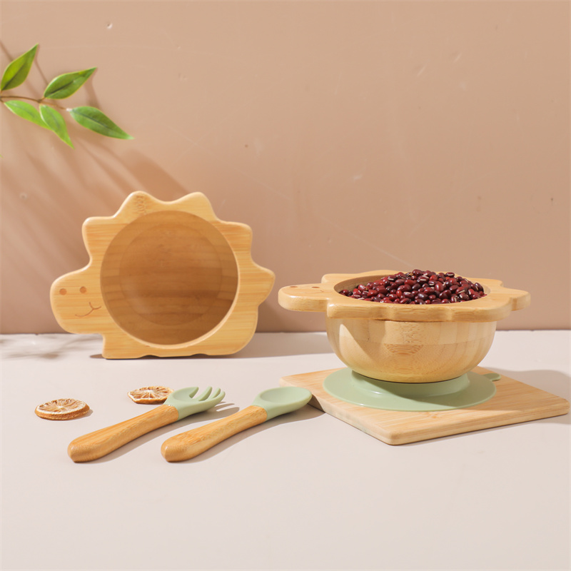 Baby Wooden Tableware Set Dino - مراجعة Silicone Suction Bowl وسعره